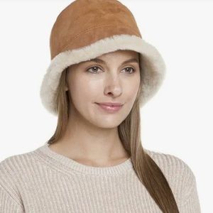 Surell Accessories Women's Chestnut Shearling Cloche Brown hat .